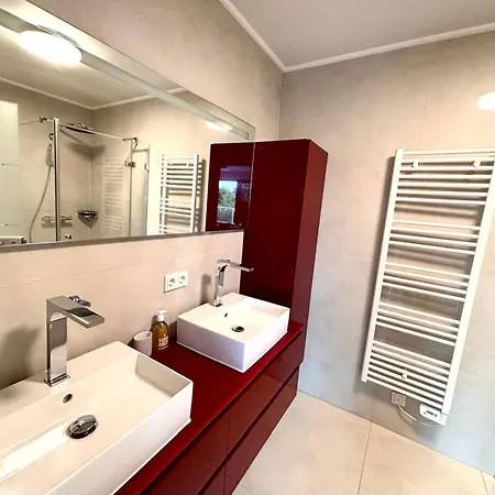 Kirchberg Two Bedroom Center-parking 公寓 卢森堡