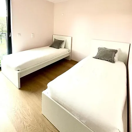 Kirchberg Two Bedroom Center-parking *