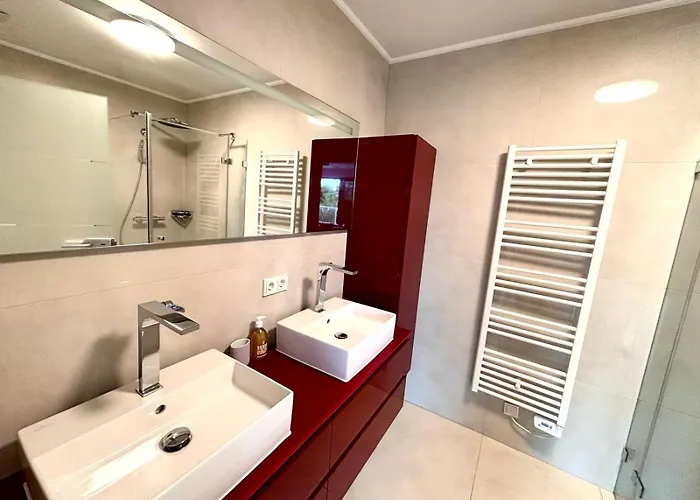 Kirchberg Two Bedroom Center-parking Appartement Luxembourg