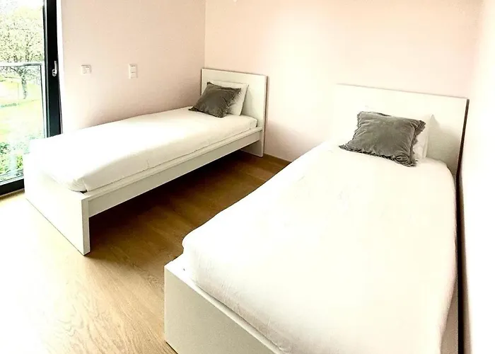 Kirchberg Two Bedroom Center-parking *