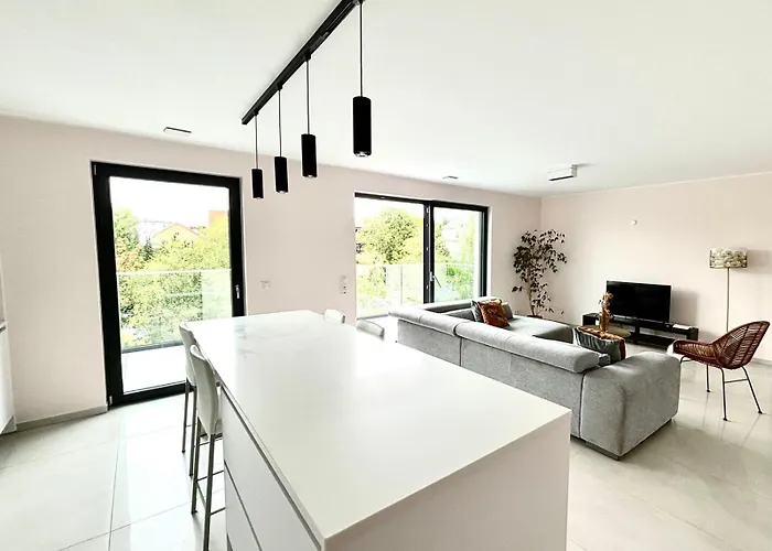 Kirchberg Two Bedroom Center-parking Appartement